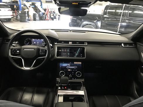 Used 2023 Land Rover Range Rover Velar S AWD/4WD image 16
