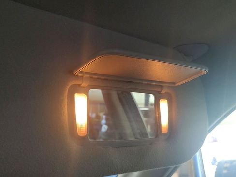 Used 2005 Honda Pilot EX-L image 6