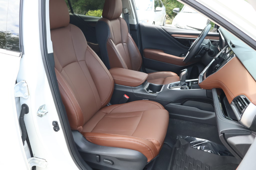 Used 2023 Subaru Outback Touring AWD/4WD image 22