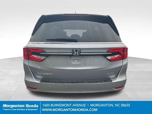 Used 2024 Honda Odyssey Elite image 8