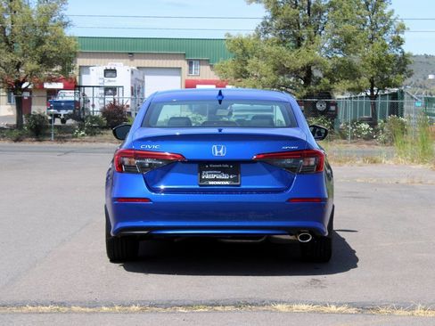 Used 2024 Honda Civic Sport image 5
