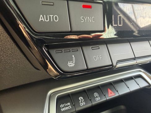 Used 2022 Audi A3 2.0T Premium FWD image 36