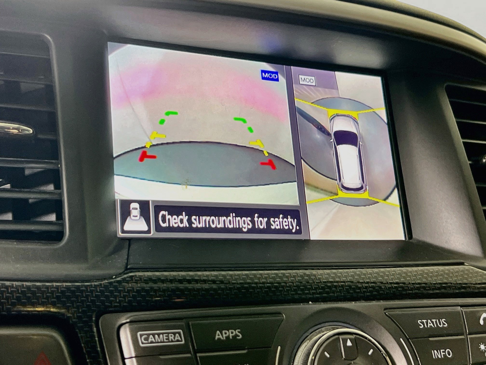 Used 2020 Nissan Pathfinder SL AWD/4WD image 14