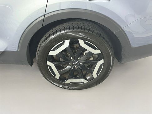 Used 2025 Kia Telluride S FWD image 11