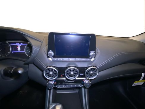 Used 2024 Nissan Sentra SV w/ All-Weather Package image 11