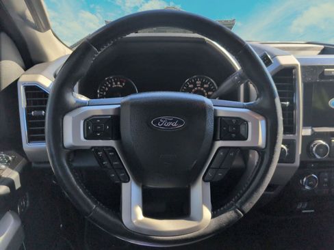 Used 2017 Ford F150 Lariat image 9