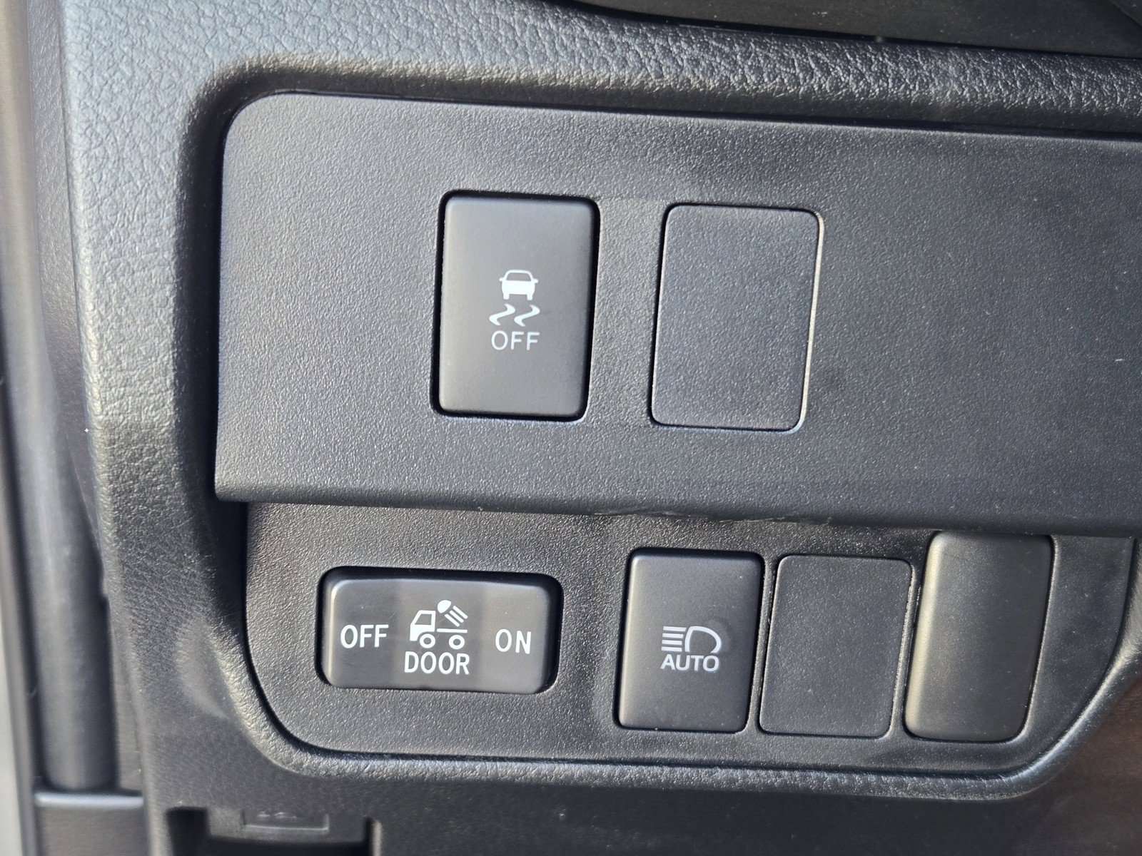 Used 2021 Toyota Tacoma SR w/ SR Convenience Package RWD image 24