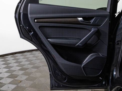 Used 2025 Audi Q5 2.0T Premium image 35