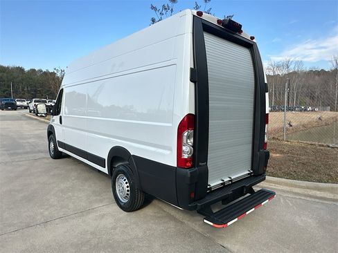 Used 2024 RAM ProMaster 3500 w/ Delivery Van Package image 5