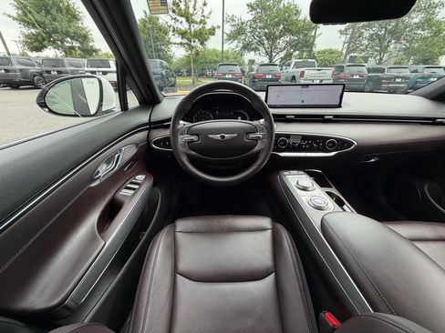 Used 2023 Genesis GV70 2.5T w/ Advanced Package AWD/4WD image 19