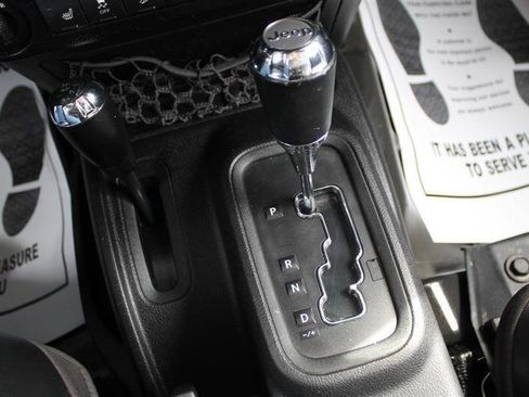 Used 2014 Jeep Wrangler Unlimited Sahara w/ Dual Top Group image 17