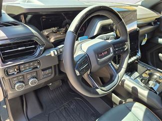New 2026 GMC Yukon XL AT4 w/ AT4 Premium Plus Package AWD/4WD video 3