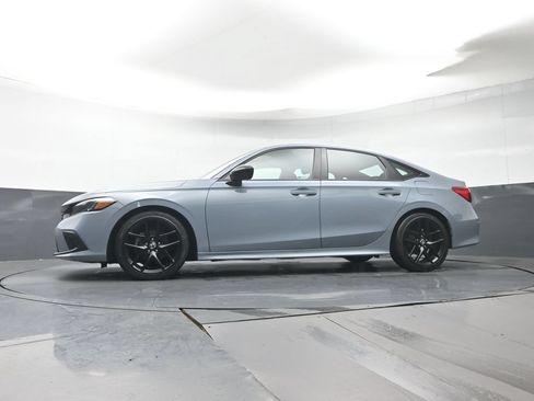 Used 2023 Honda Civic Sport image 28