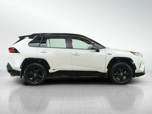 Used 2020 Toyota RAV4 XSE image 6