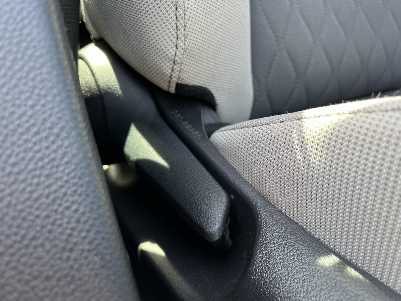 Used 2025 Toyota Corolla LE FWD image 25