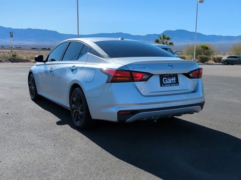 Used 2020 Nissan Altima 2.5 S image 5