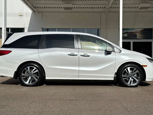 Certified 2023 Honda Odyssey Touring image 8