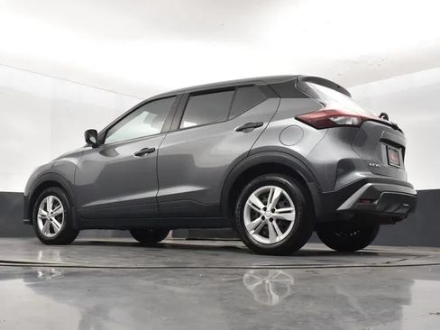 Used 2024 Nissan Kicks S FWD image 12