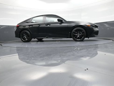 Used 2023 Honda Civic Sport image 27
