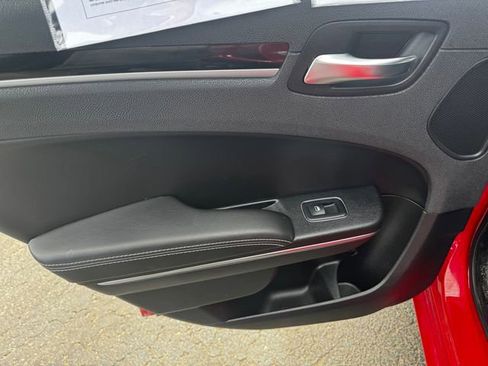 Certified 2017 Chrysler 300 S w/ 300S Premium Group image 18