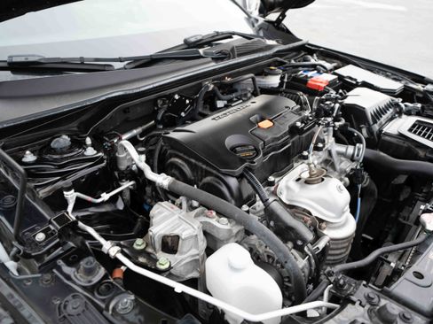 Certified 2023 Honda Civic LX image 31