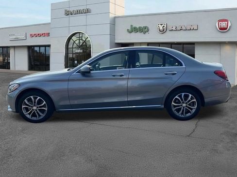 Used 2016 Mercedes-Benz C 300 4MATIC Sedan image 4