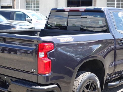 Used 2022 Chevrolet Silverado 1500 LT Trail Boss w/ LT Trail Boss Premium Package AWD/4WD image 14