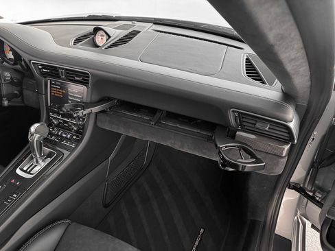 Used 2016 Porsche 911 GT3 image 28