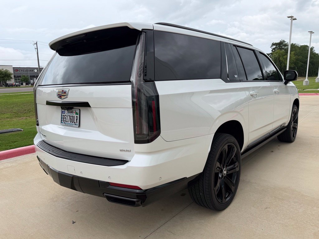 Used 2025 Cadillac Escalade ESV Sport w/ Touring Package AWD/4WD image 5