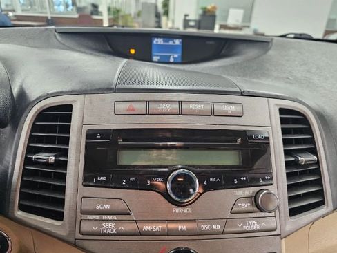 Used 2009 Toyota Venza image 16