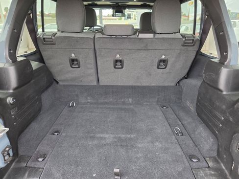 Used 2024 Jeep Wrangler Unlimited Sahara AWD/4WD image 12