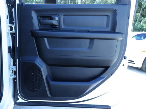 Used 2022 RAM 2500 Tradesman w/ Chrome Appearance Group image 26