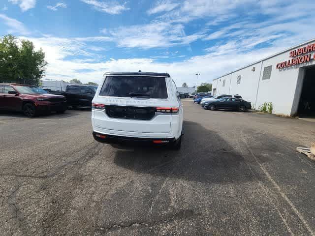 Certified 2023 Jeep Grand Wagoneer 4WD image 14