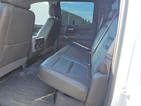 Used 2022 GMC Sierra 1500 Denali AWD/4WD image 11