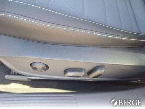 New 2026 Volkswagen Jetta SE image 16