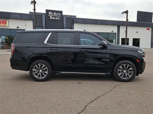 Used 2023 Chevrolet Tahoe LT w/ Luxury Package image 3