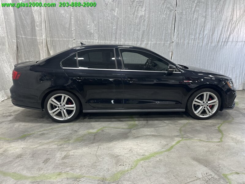 Used 2017 Volkswagen Jetta GLI FWD image 14
