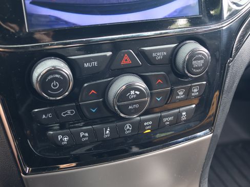 Used 2019 Jeep Grand Cherokee High Altitude AWD/4WD image 27