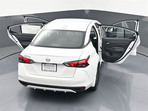 New 2025 Nissan Versa SV w/ Trunk Package image 44