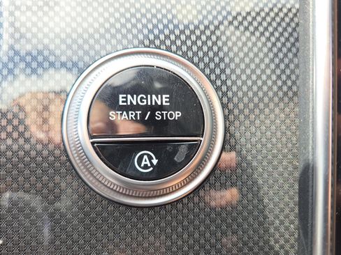 Used 2026 Mercedes-Benz CLE 450 4MATIC Cabriolet image 35