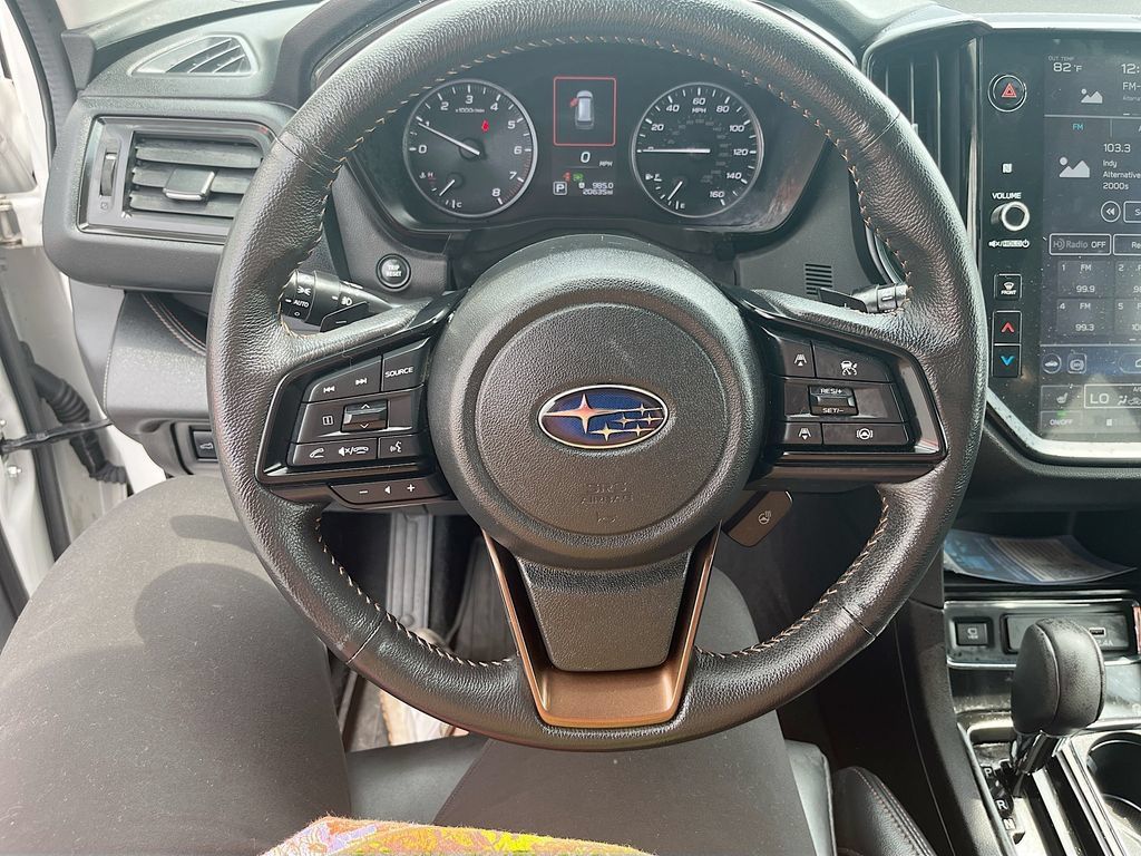 Used 2025 Subaru Ascent Bronze Edition AWD/4WD image 11