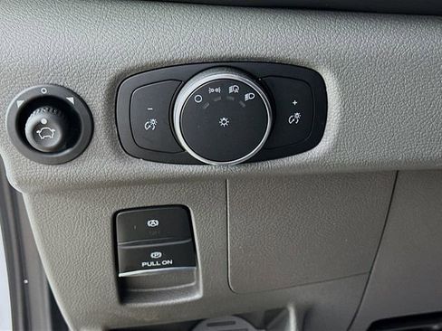 New 2026 Ford Transit 250 148 Medium Roof Extended AWD image 10