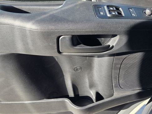 Used 2025 RAM ProMaster 2500 w/ Premium Convenience Group image 24