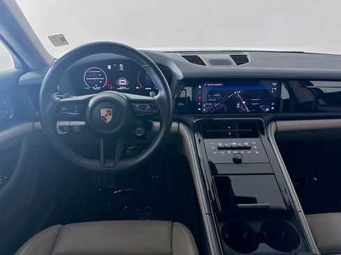 Used 2025 Porsche Panamera 4 AWD/4WD image 23