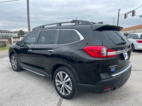 Used 2019 Subaru Ascent Touring w/ Popular Package #3 image 3