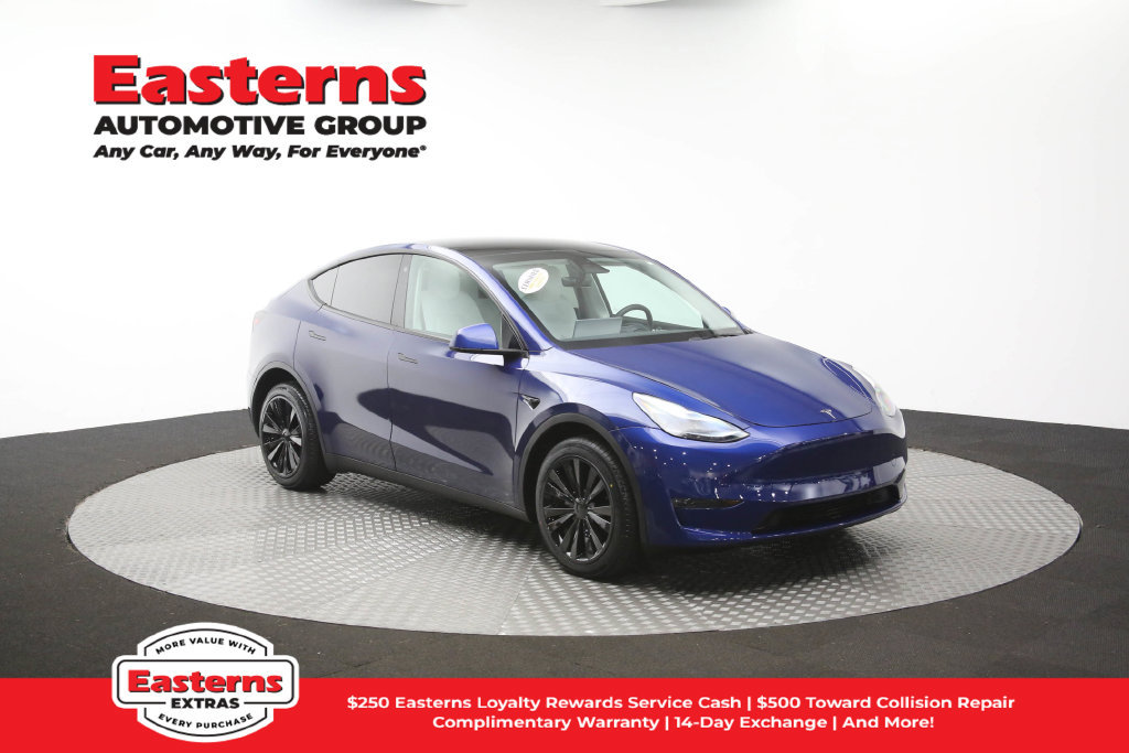 Used 2023 Tesla Model Y Long Range AWD/4WD image 45
