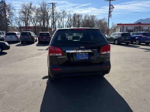 Used 2012 Kia Sorento FWD image 10
