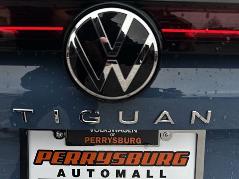 New 2026 Volkswagen Tiguan SE image 33