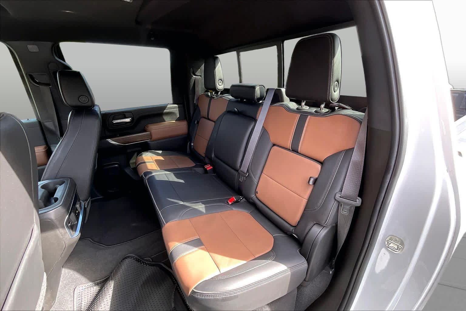Used 2022 Chevrolet Silverado 2500 High Country w/ Z71 Off-Road Package AWD/4WD image 25