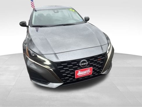 Used 2024 Nissan Altima 2.5 SR image 33